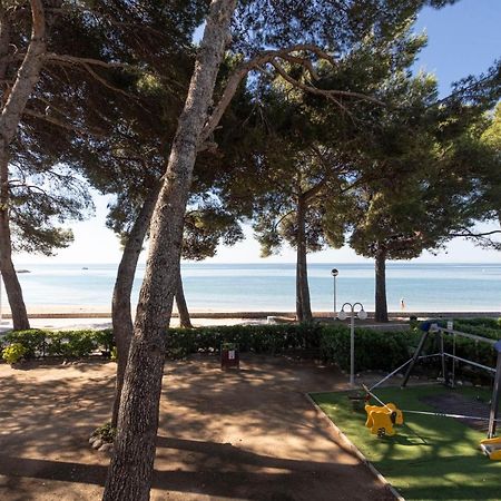 Apartamentos Internacional Arysal Cambrils Bagian luar foto