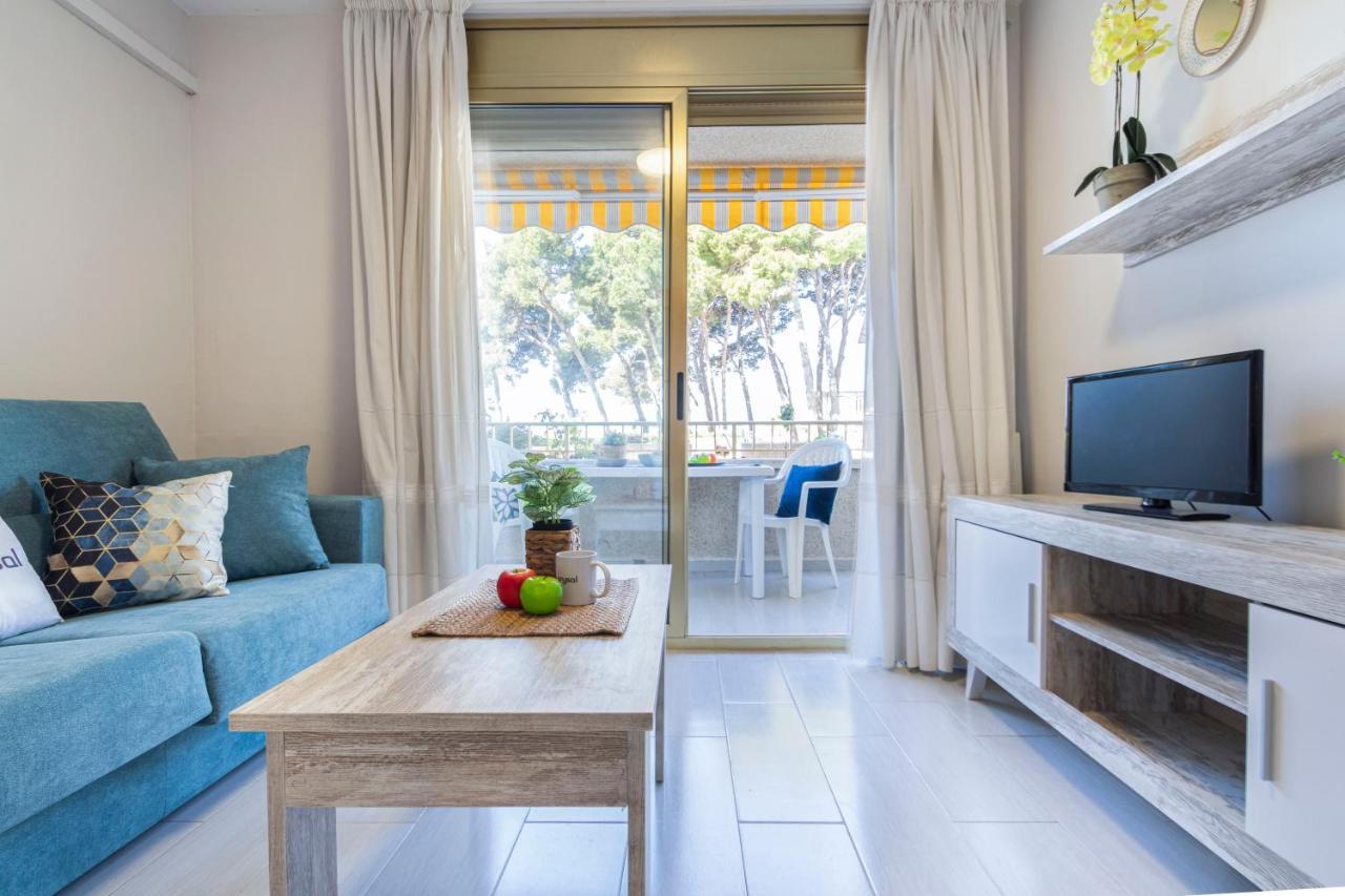 Apartamentos Internacional Arysal Cambrils Bagian luar foto